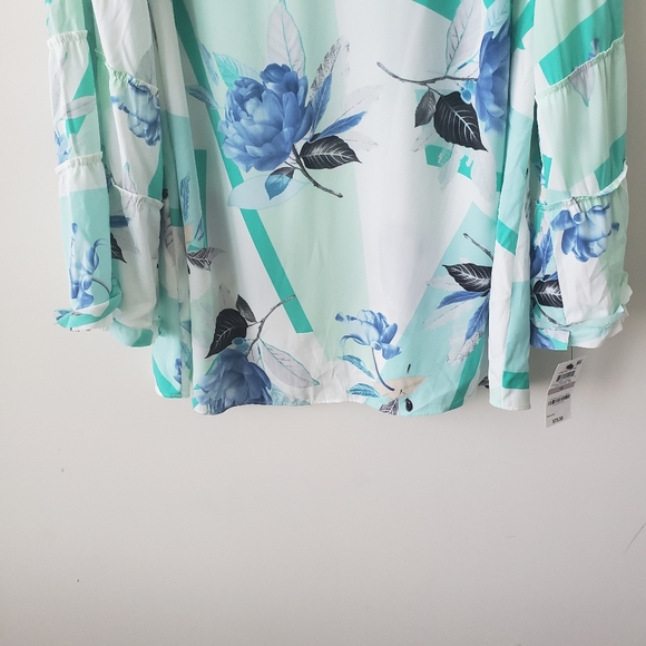 Alfani turquoise green floral bell sleeve top 1c - Picture 4 of 6